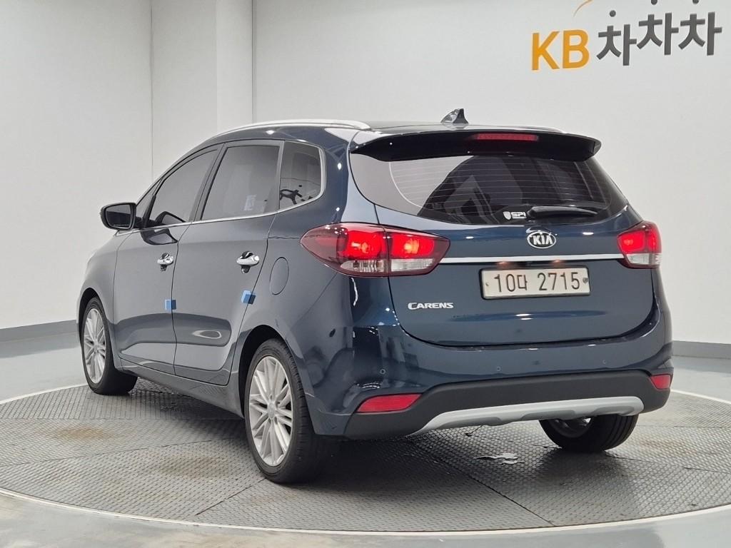 KIA The New Carens 2.0 LPi 7-Seater