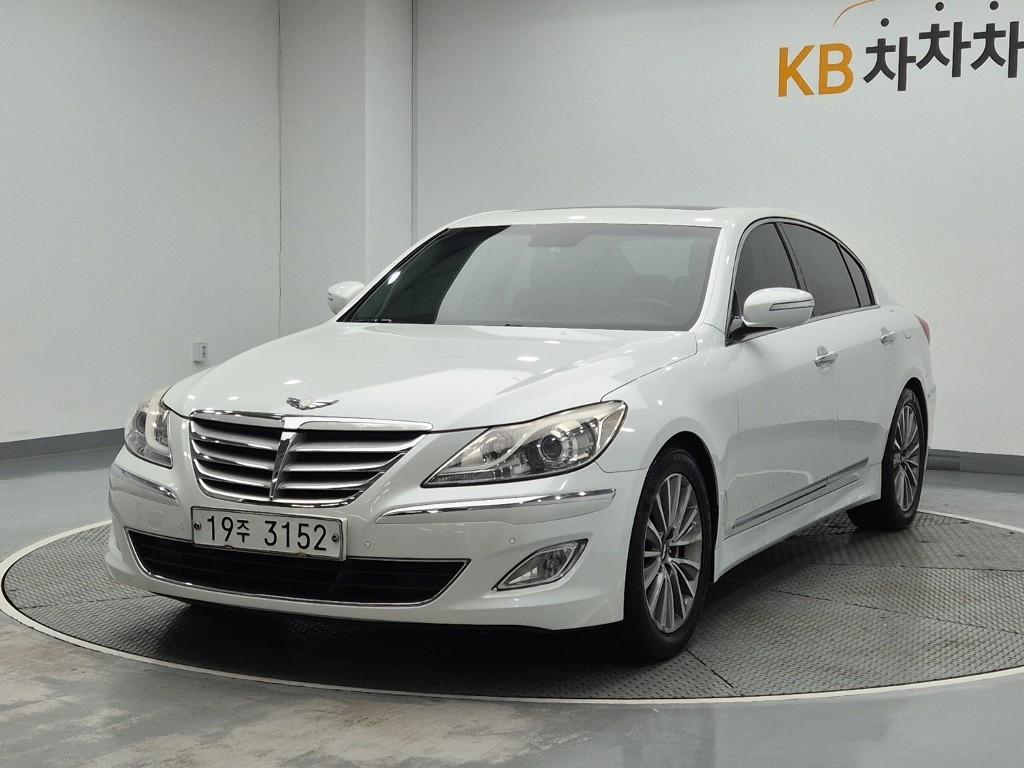 HYUNDAI Genesis BH 330