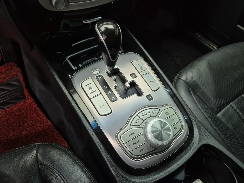 HYUNDAI Genesis BH 330