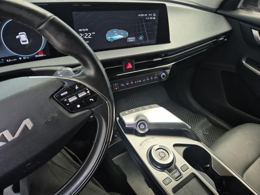 Kia EV6, 2022, фотография 10