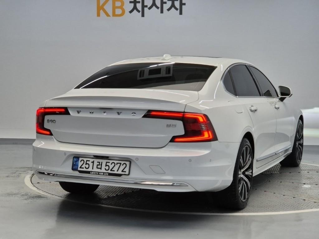Volvo S90 Ultimate Bright B5 Ultimate Bright — фото 3