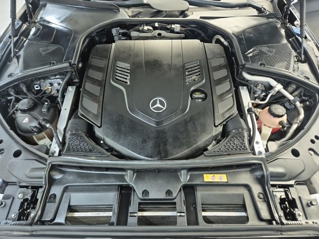BENZ S-Class (7th Generation) Maybach S580 4matic
