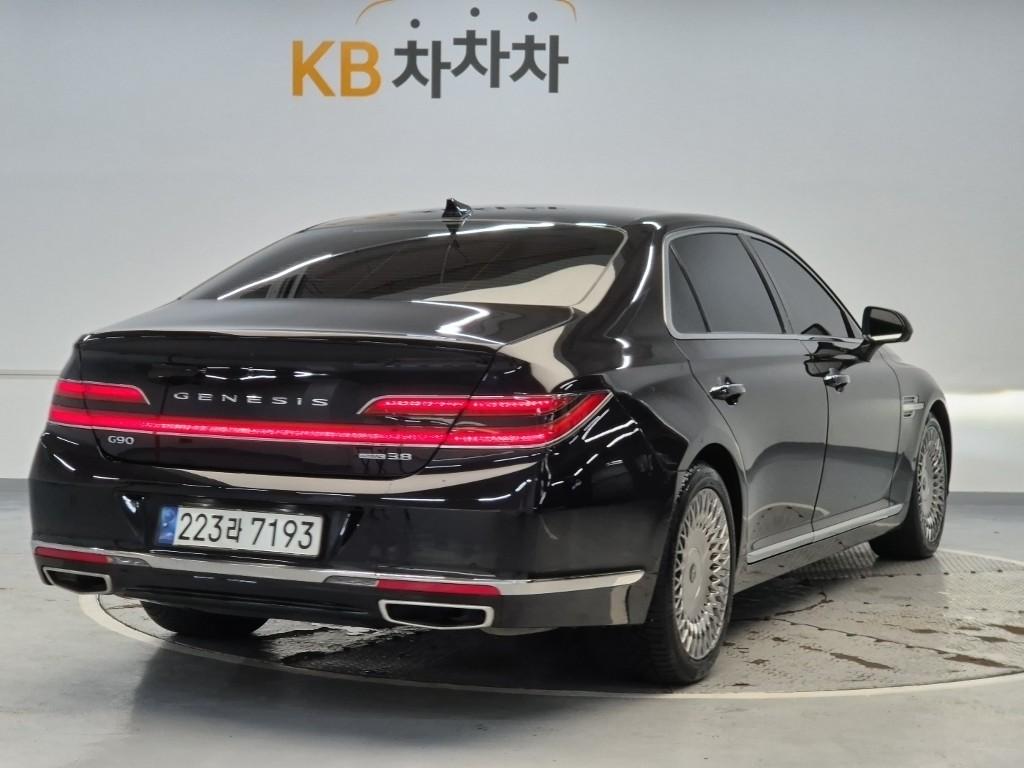 GENESIS G90 3.8 AWD