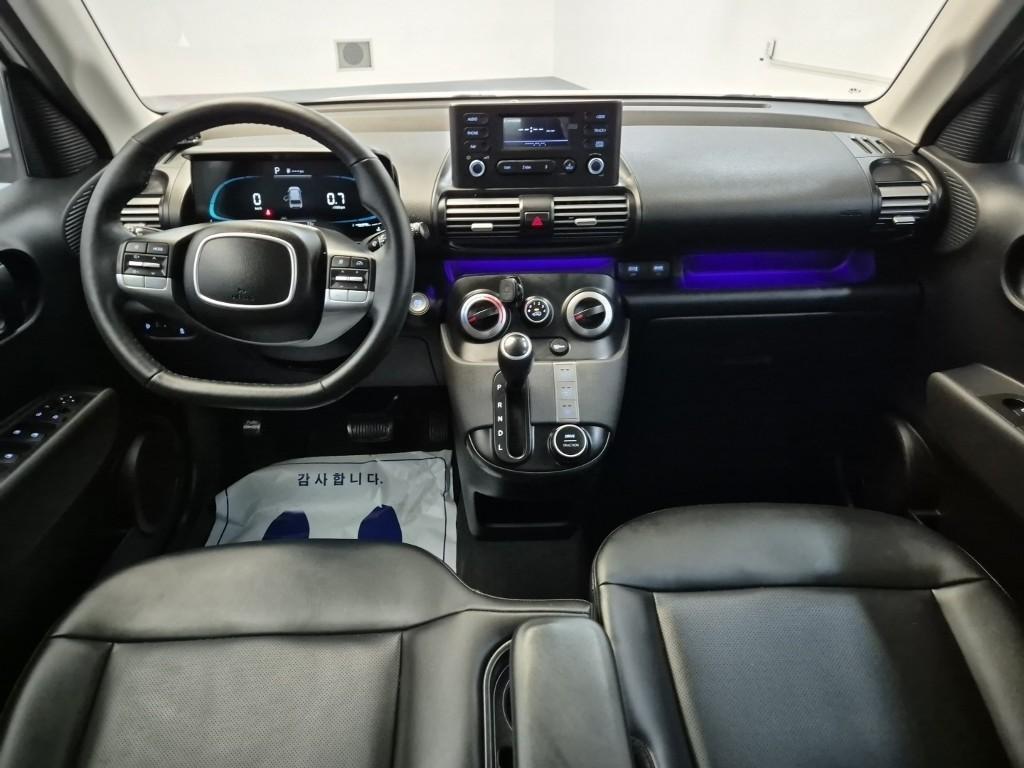 HYUNDAI CASPER Gasoline 1.0