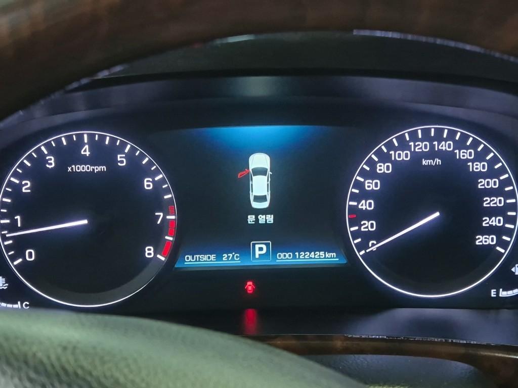 HYUNDAI Ecuus (New Model) VS380