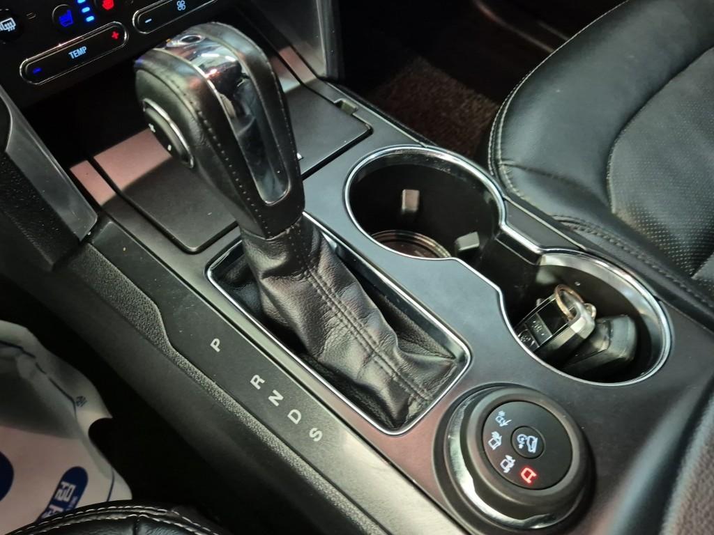 FORD Explorer (5th Generation) 2.3 AWD