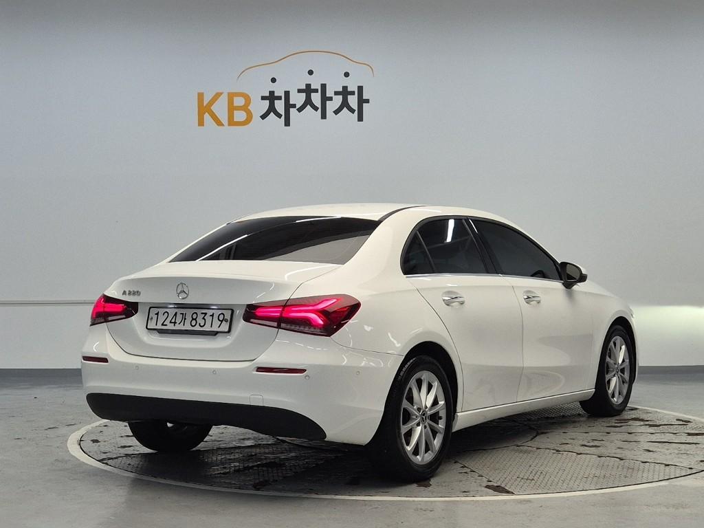 BENZ A-Class (4th Generation) A220 Sedan