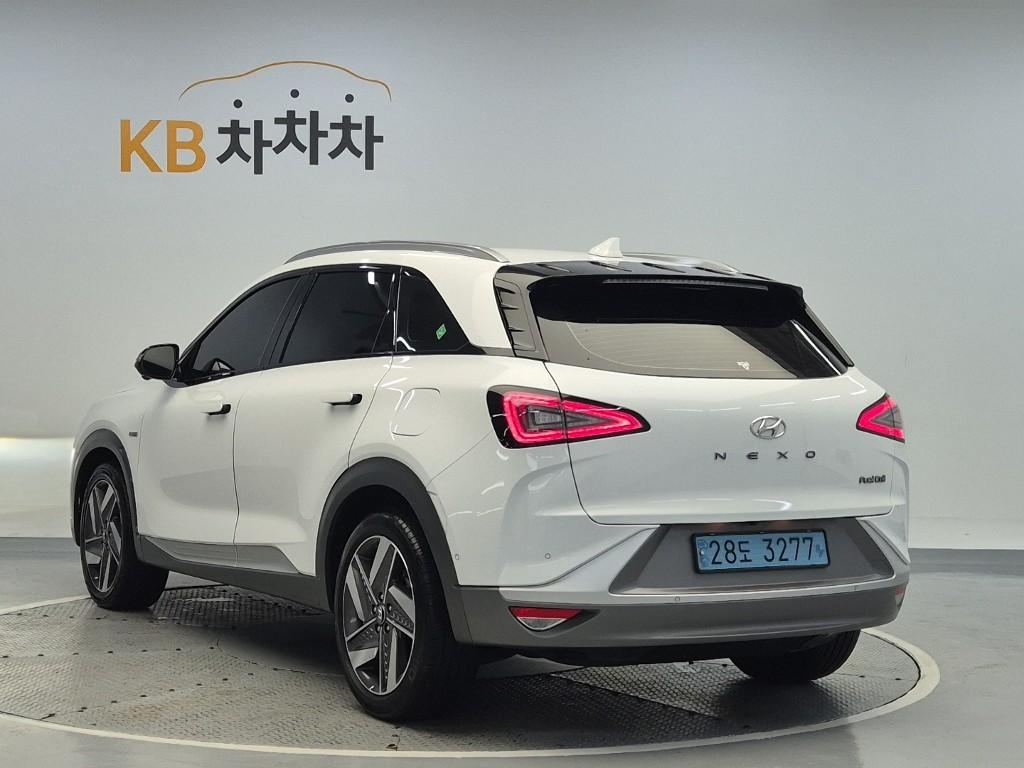 HYUNDAI Nexo FCEV
