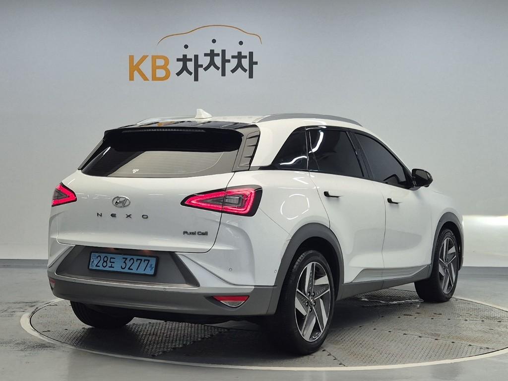 HYUNDAI Nexo FCEV