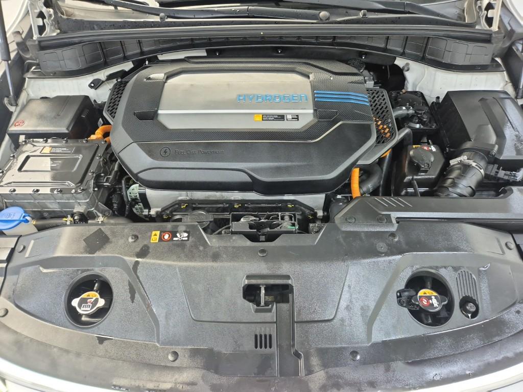 HYUNDAI Nexo FCEV