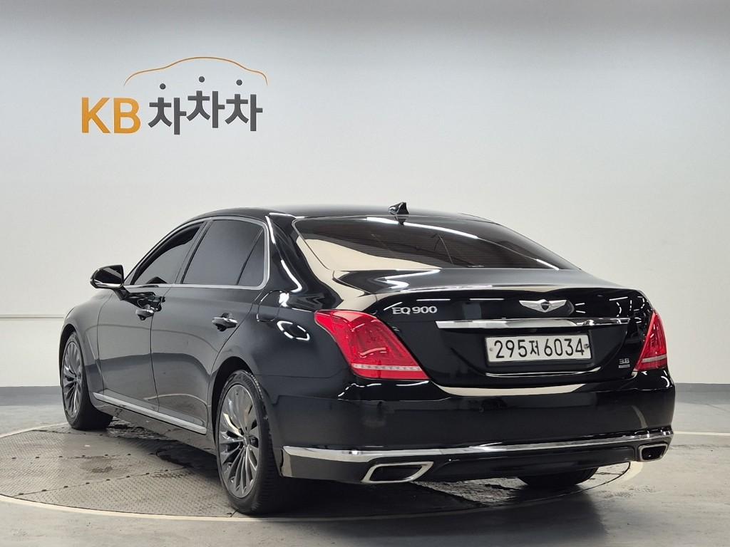 GENESIS EQ900 3.8 GDi AWD