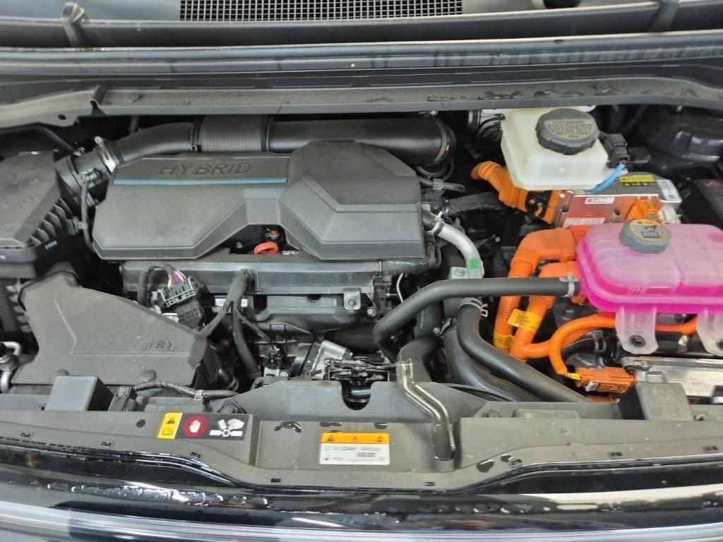 HYUNDAI Staria Hybrid 1.6 Hybrid Electric Vehicle Cargo 5-Seater