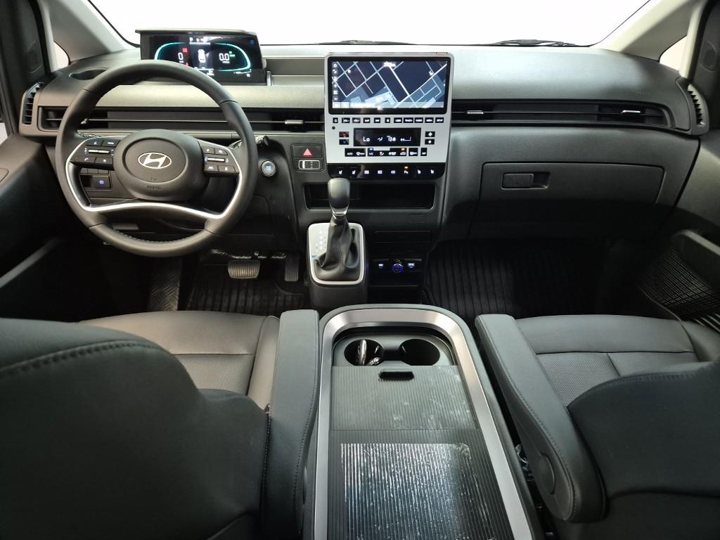 HYUNDAI Staria Hybrid 1.6 Hybrid Electric Vehicle Cargo 5-Seater