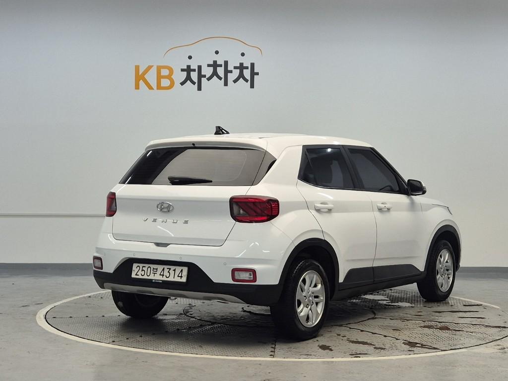 HYUNDAI Venue Smart