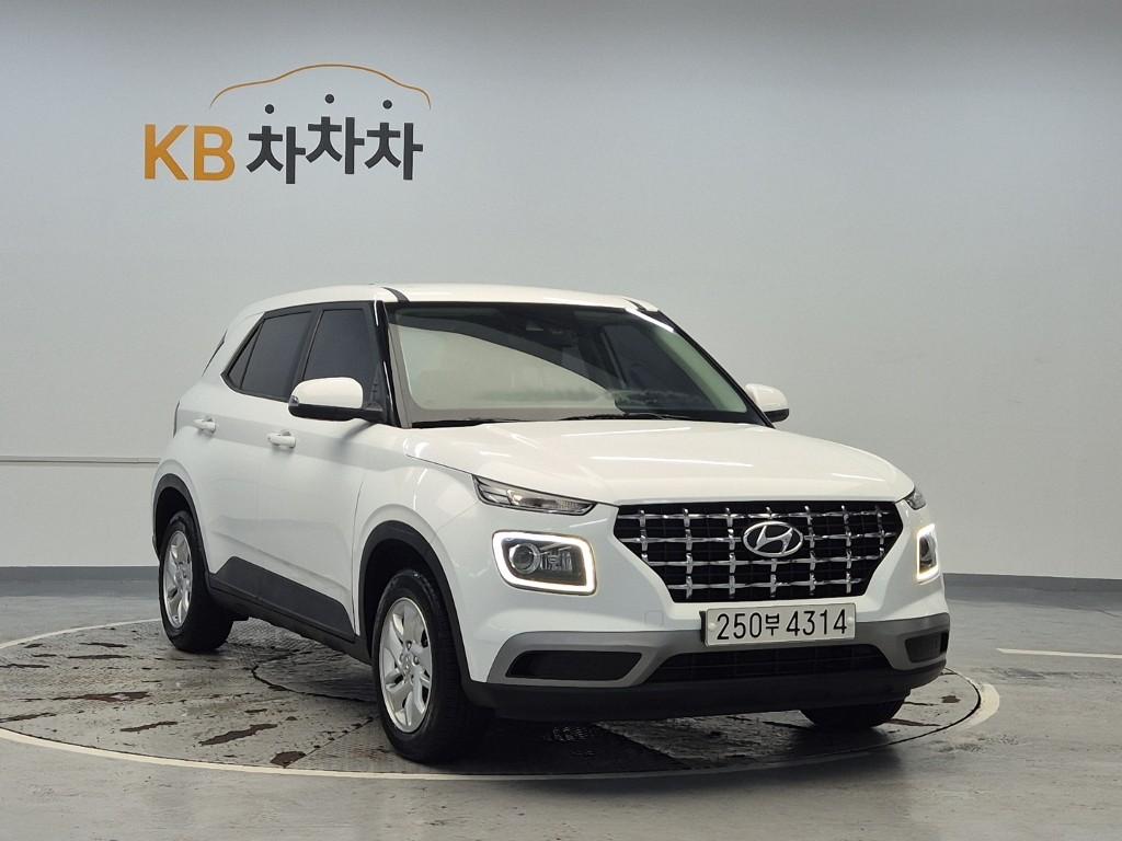 HYUNDAI Venue Smart