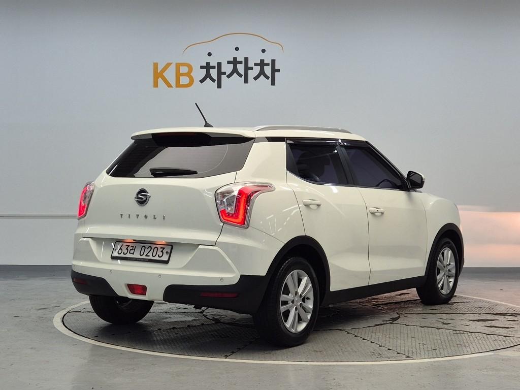 KG Mobility Tivoli 2016 photo 3