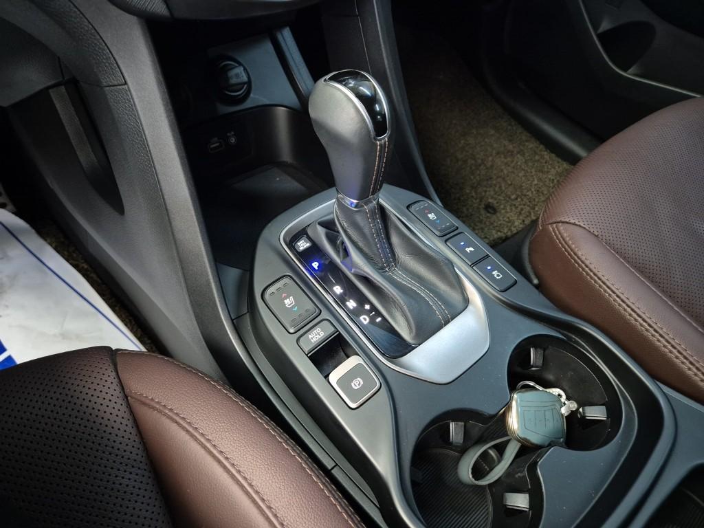 HYUNDAI The New Maxcruz Diesel 2.2 2WD