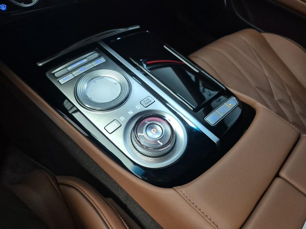 GENESIS The All New G80 Gasoline 2.5 2WD