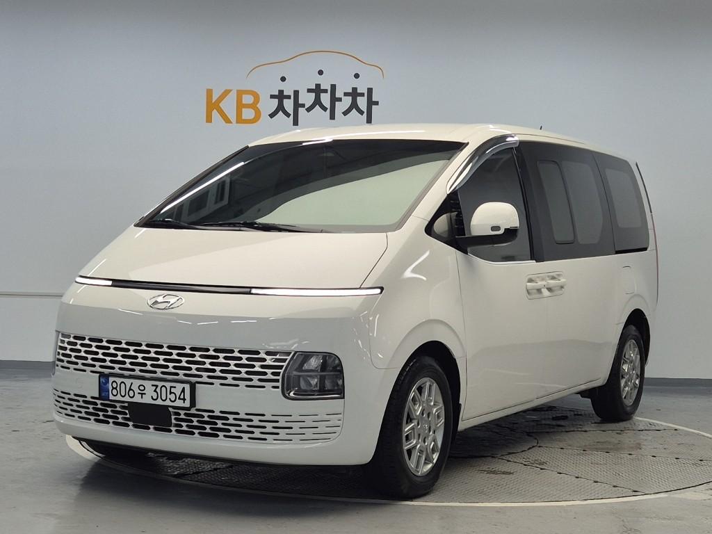HYUNDAI Staria 2.2 Diesel Cargo 5-Seater