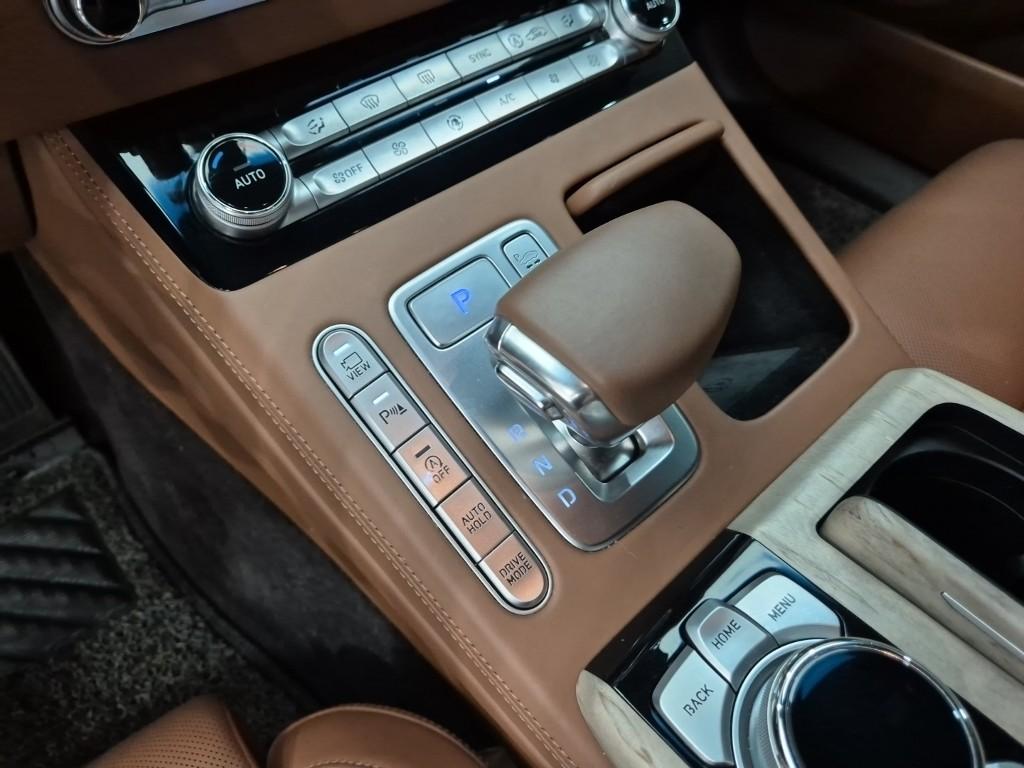 GENESIS G90 3.8 AWD