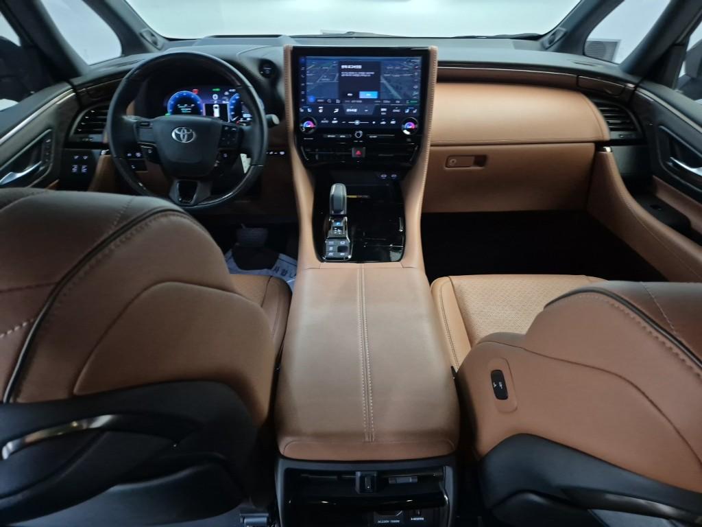 TOYOTA Alphard (4th Generation) 2.5 HEV AWD