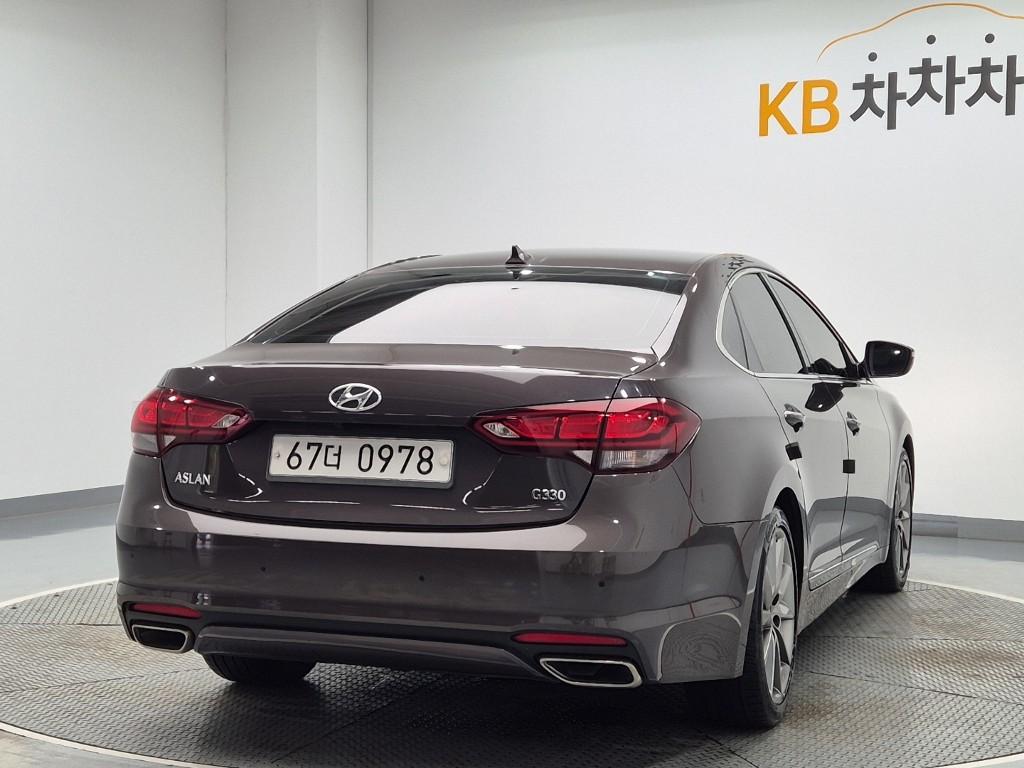 HYUNDAI Aslan G330