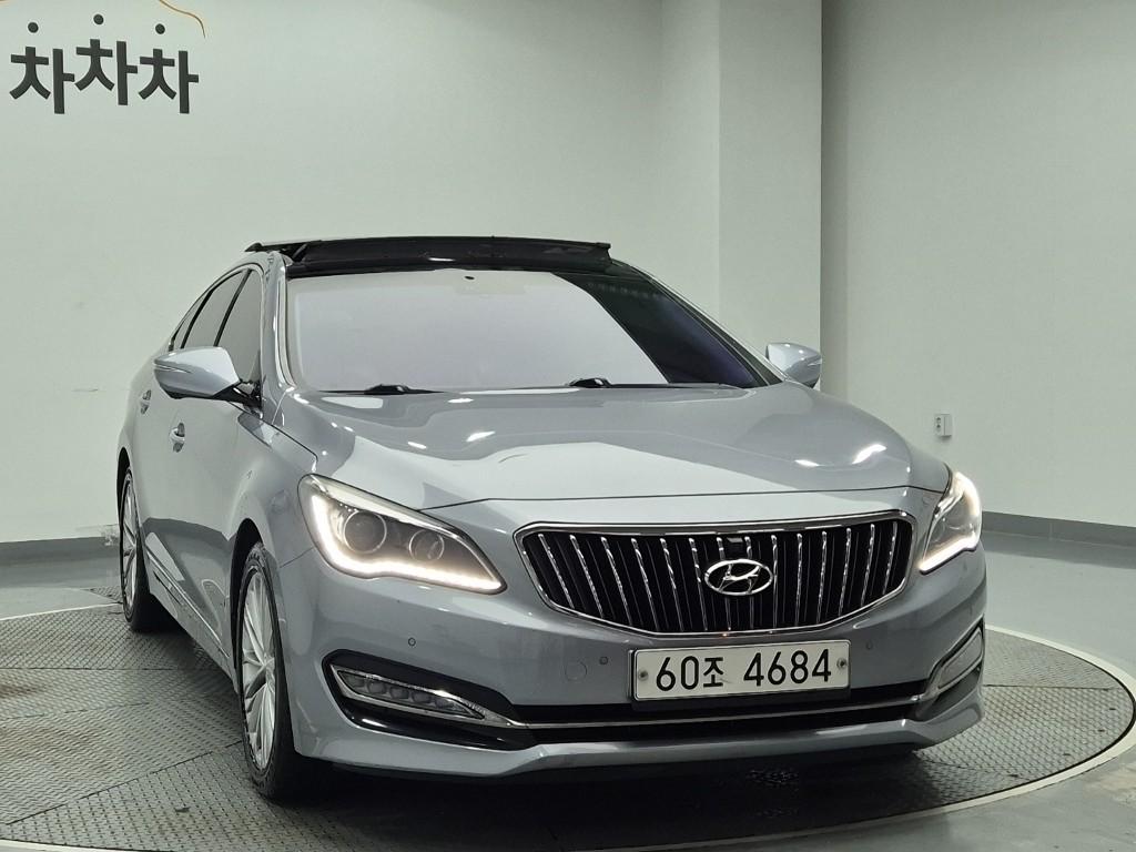 HYUNDAI Aslan G300