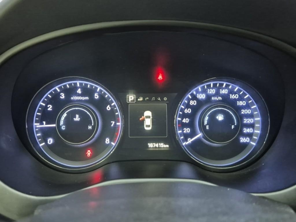 HYUNDAI Aslan G300