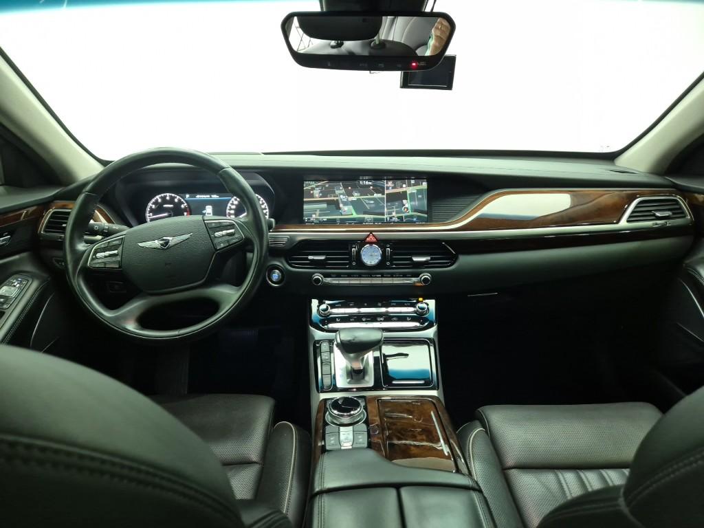 GENESIS EQ900 3.8 GDi AWD