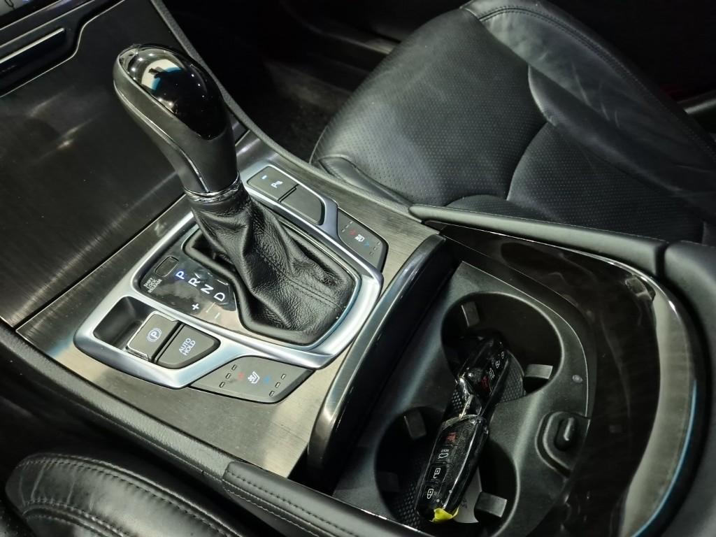 HYUNDAI Grandeur HG HG 240