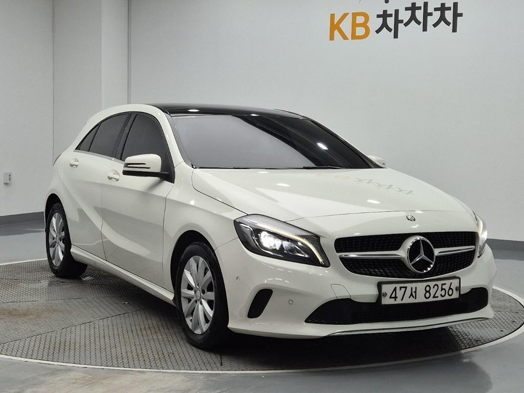 BENZ A-Class (3rd Generation) A200