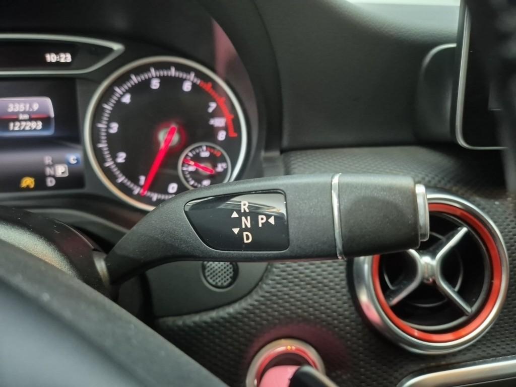 BENZ A-Class (3rd Generation) A200