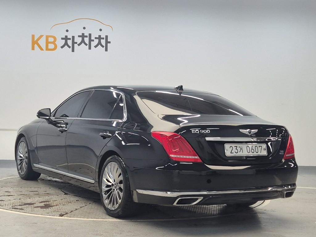 GENESIS EQ900 3.8 GDi AWD