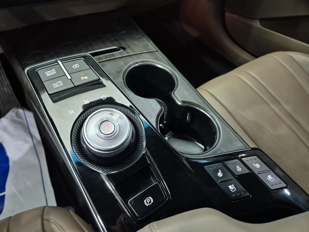KIA K8 2.5 GDi
