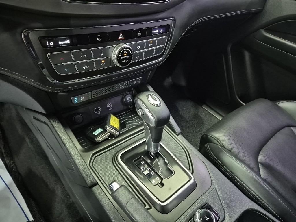 KG MOBILITY(SSANGYONG) Rexton Sports Khan Diesel 2.2 4WD