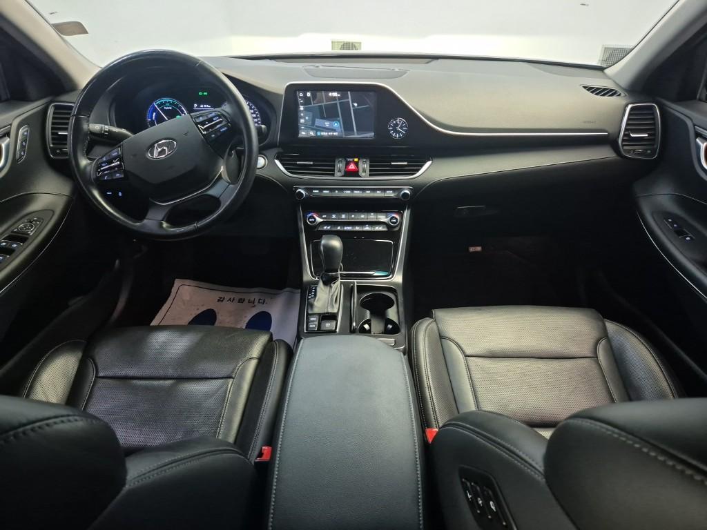 HYUNDAI Grandeur IG Hybrid 2.4 HEV