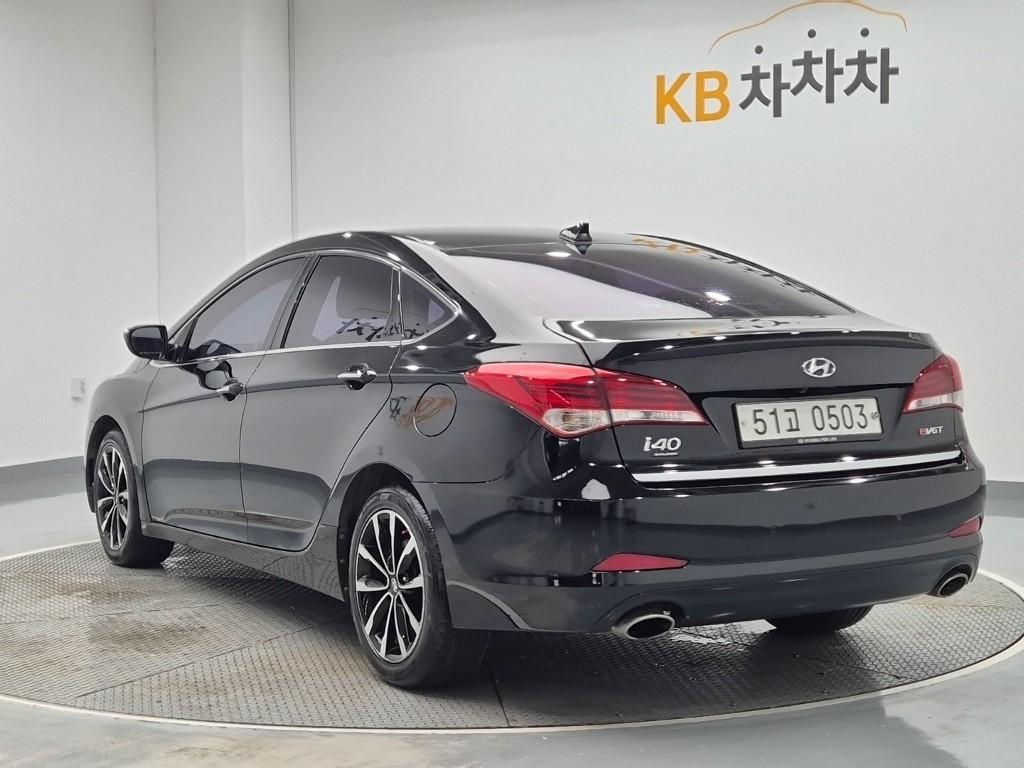 HYUNDAI The New I40 Saloon 1.7 VGT
