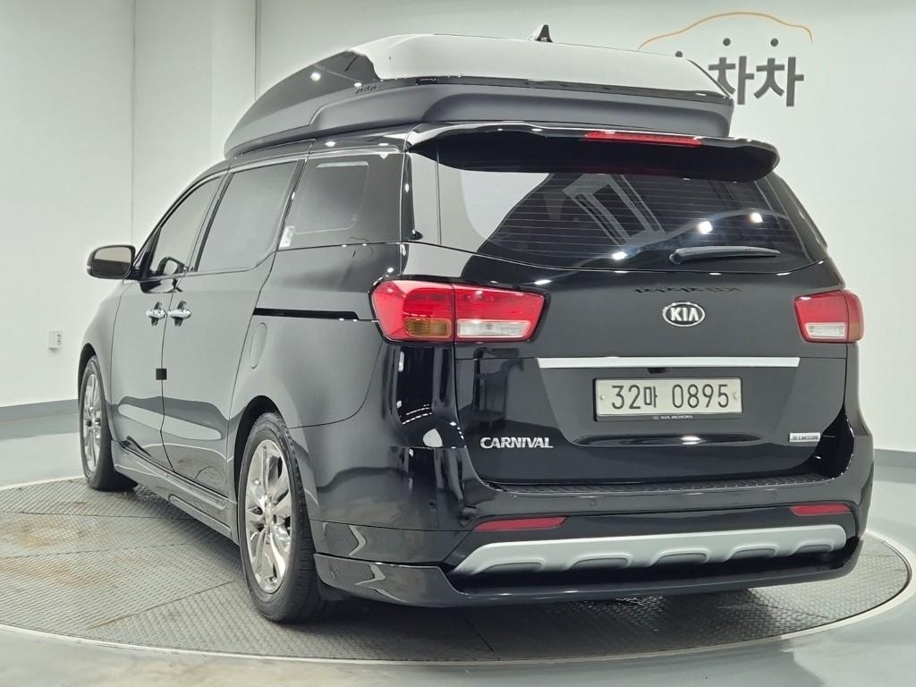 Kia Carnival, 2017, фотография 2