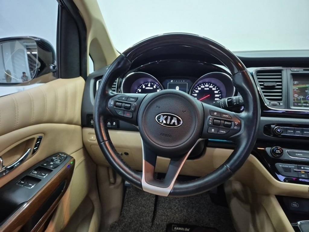 Kia Carnival, 2017, фотография 9