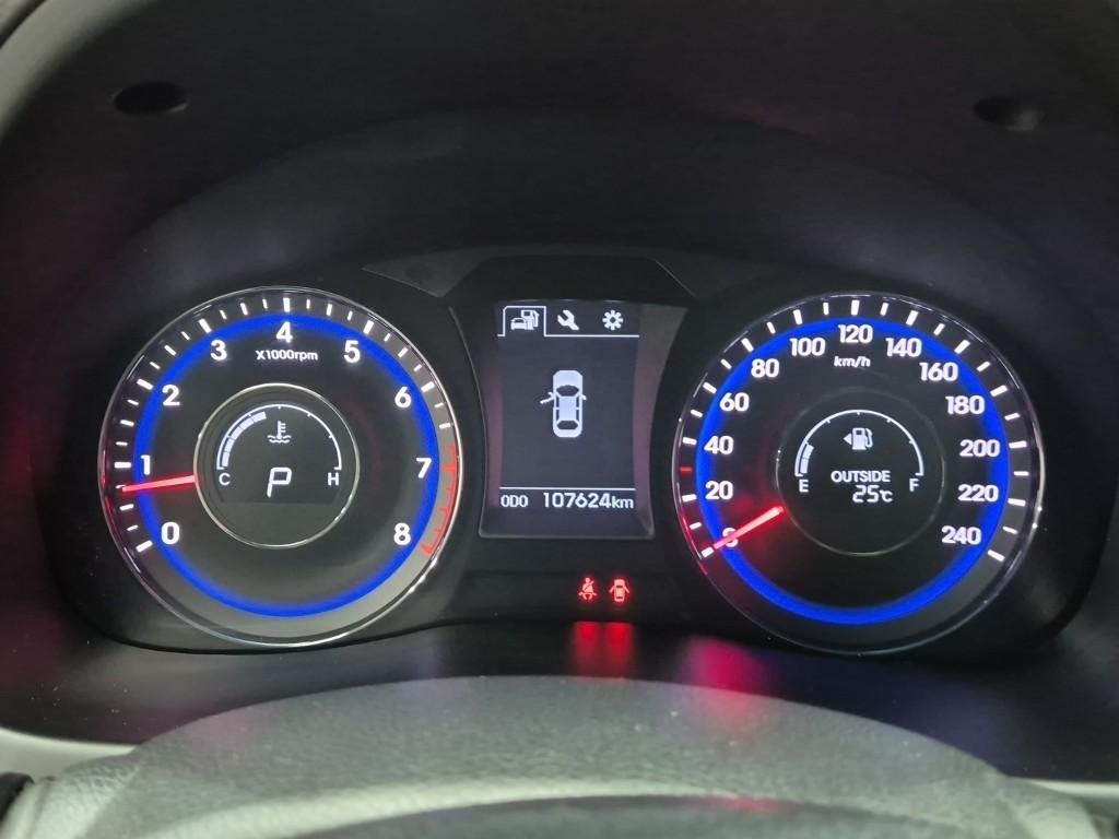 HYUNDAI The New I40 Saloon 2.0 GDI