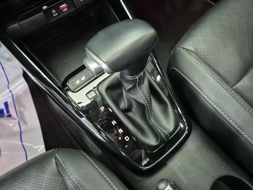 KIA Stonic 1.4 Gasoline