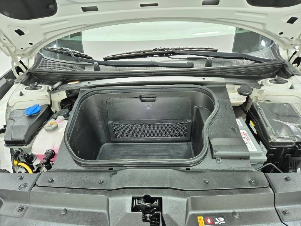 HYUNDAI Ioniq 6 Long Range 2WD