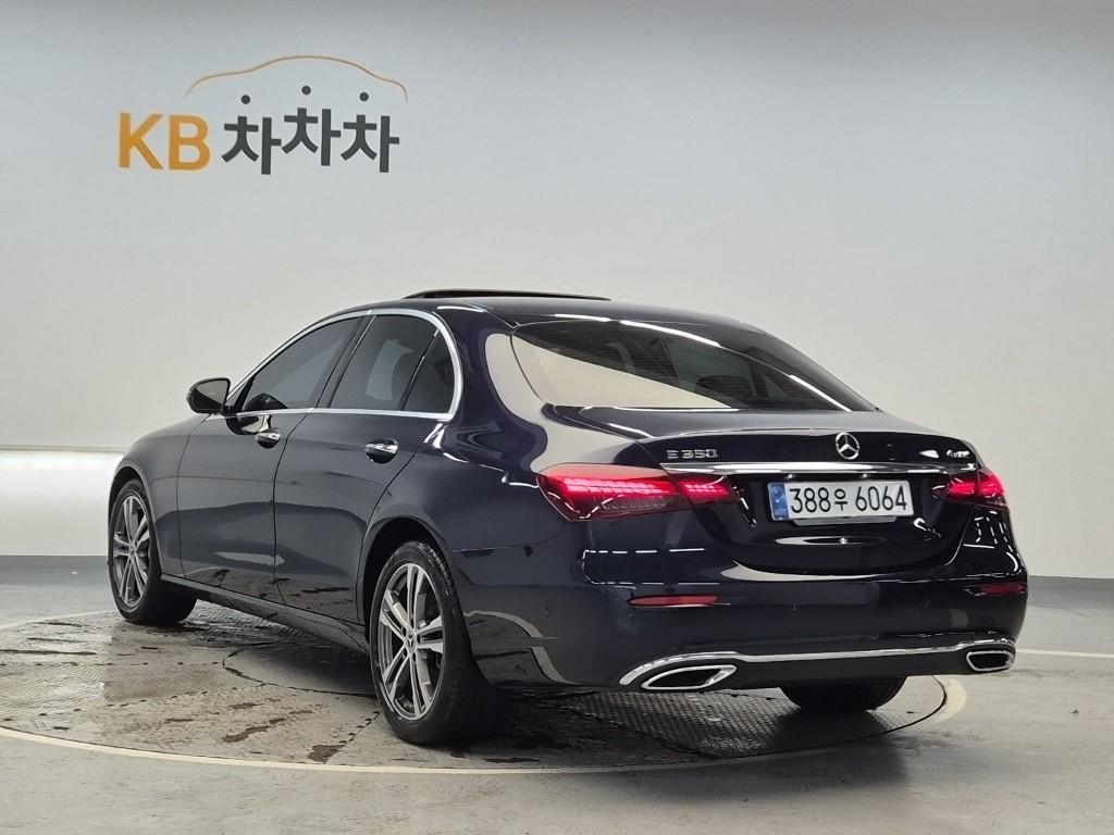 Mercedes-Benz E-Class Avantgarde E350 4MATIC Avantgarde — фото 2