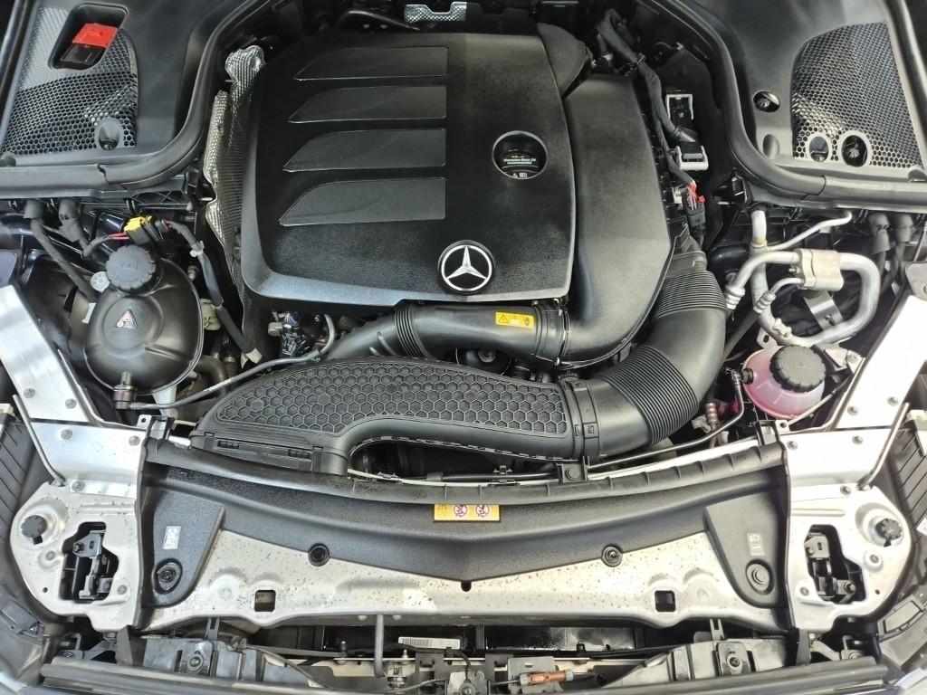 Mercedes-Benz E-Class Avantgarde E350 4MATIC Avantgarde — фото 5