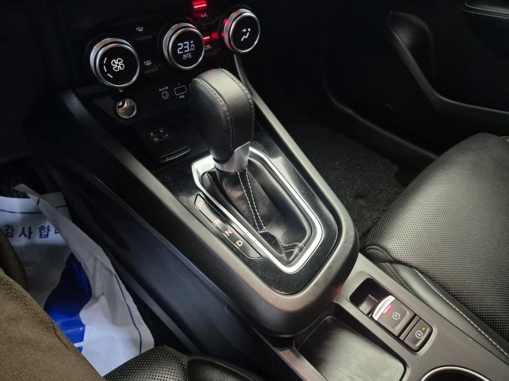 RENAULT(SAMSUNG) XM3 TCe 260