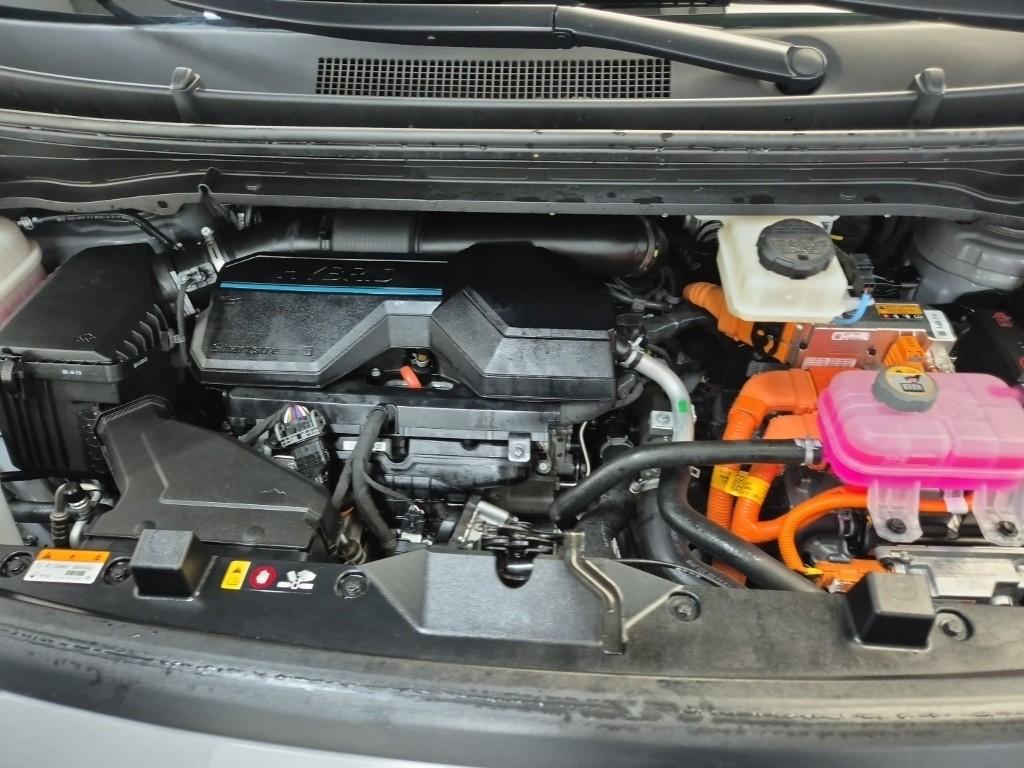 HYUNDAI Staria Hybrid 1.6 Hybrid Electric Vehicle Tourer 9-Seater