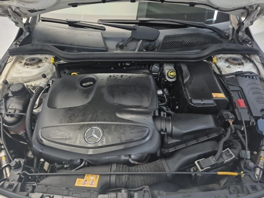 BENZ CLA-Class CLA250 4 Matic