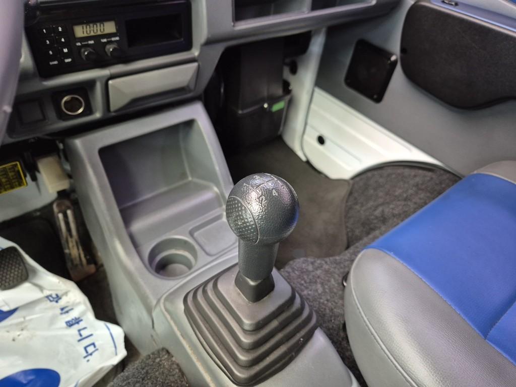 CHEVROLET(DAEWOO) New Damas 2-Seater Panel Van