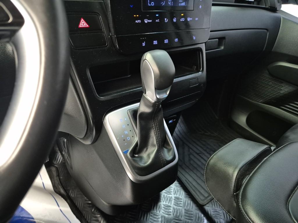 HYUNDAI Staria 2.2 Diesel Cargo 3-Seater