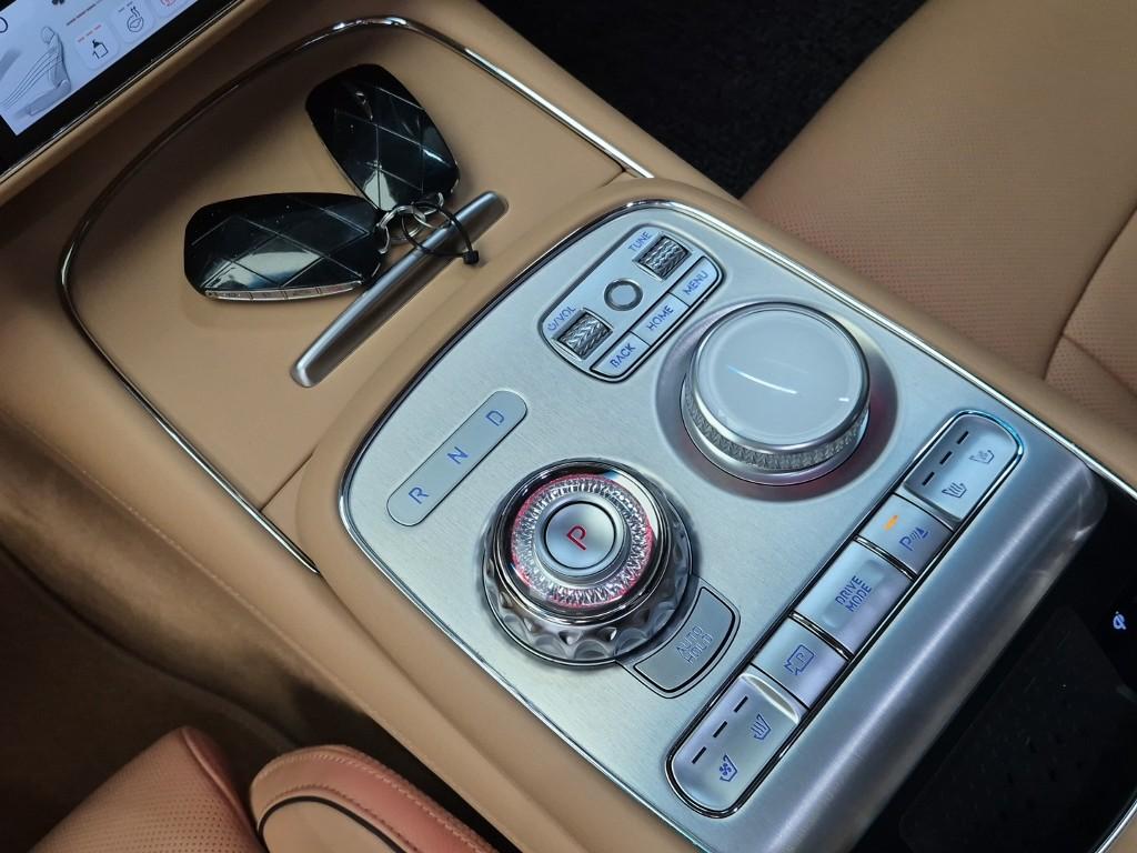 GENESIS G90 New Model 3.5 Turbo 2WD